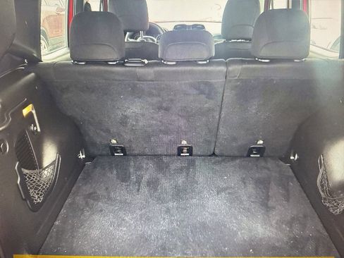 Used 2017 Jeep Renegade Sport w/ Power & Air Group image 16