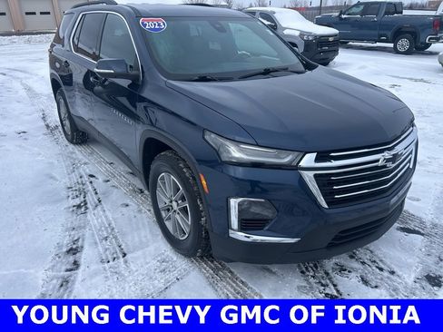 Used 2023 Chevrolet Traverse LT image 5