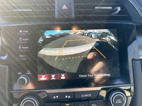 Used 2019 Honda Civic EX image 12