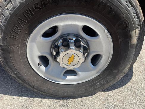 Used 2009 Chevrolet Silverado 2500 W/T RWD image 9