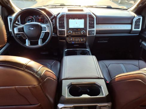 Used 2017 Ford F350 Platinum image 24