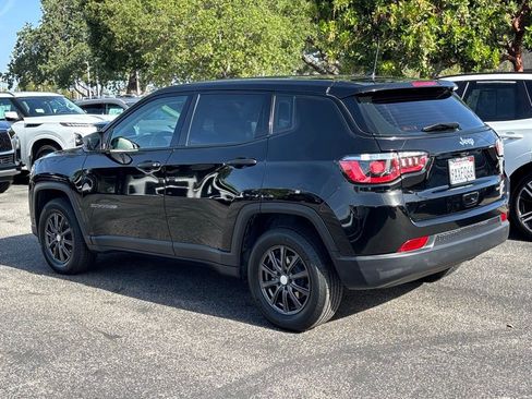 Used 2018 Jeep Compass Sport FWD image 8