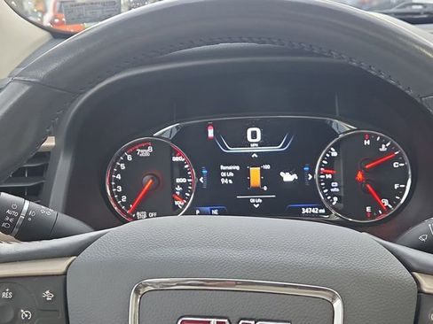 Certified 2022 GMC Acadia Denali w/ Denali Ultimate Package image 11