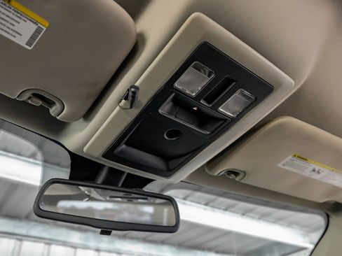 Used 2014 RAM 1500 Express image 19