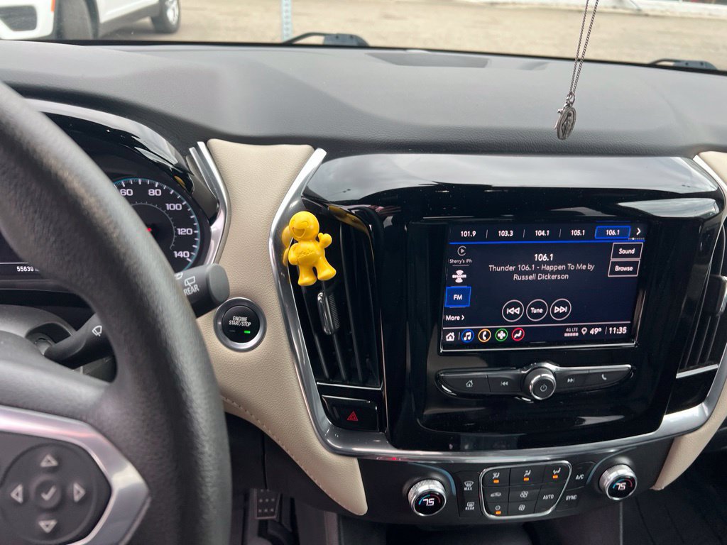 Used 2022 Chevrolet Traverse LS AWD/4WD image 9