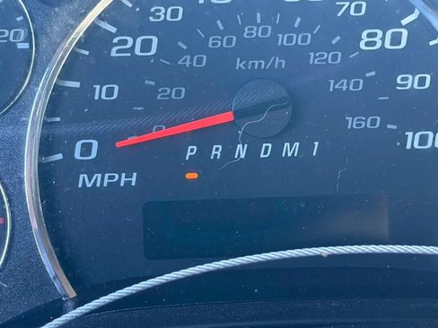 Used 2022 GMC Savana 2500 RWD image 11