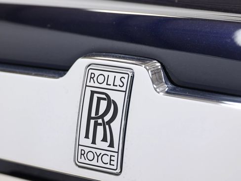 Used 2015 Rolls-Royce Ghost RWD image 73