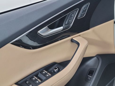 Used 2024 Audi Q7 2.0T Premium Plus image 20