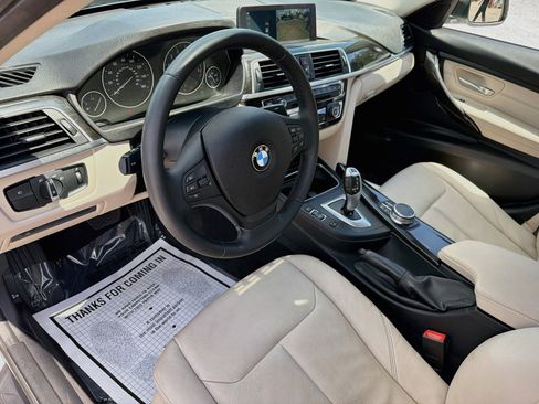 Used 2018 BMW 320i Sedan w/ Premium Package RWD image 25