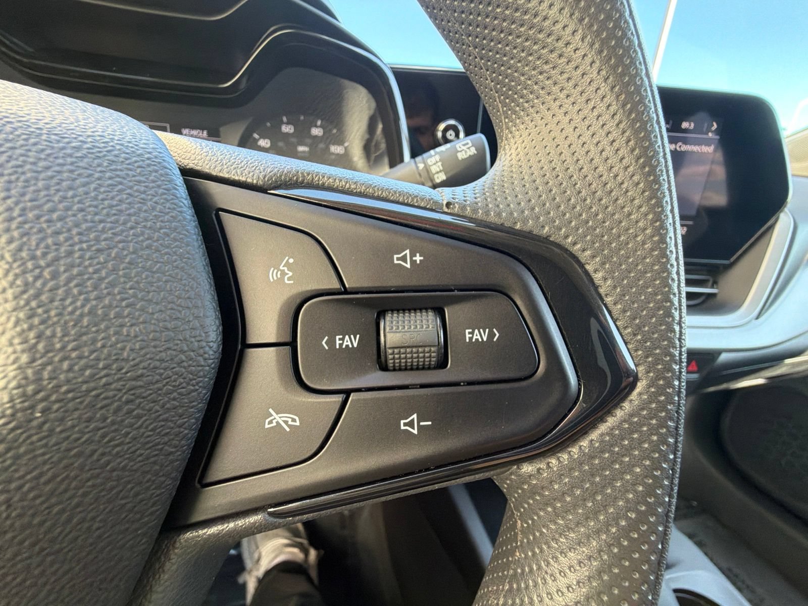Used 2026 Chevrolet Trax LS FWD image 16