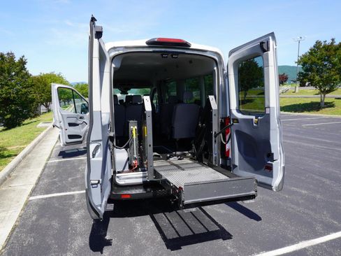 Used 2019 Ford Transit 350 XLT RWD image 29