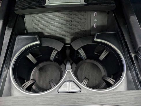 New 2026 Mercedes-Benz GLS 450 4MATIC image 30