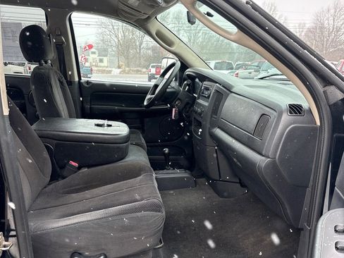 Used 2005 Dodge Ram 1500 Truck SLT image 11
