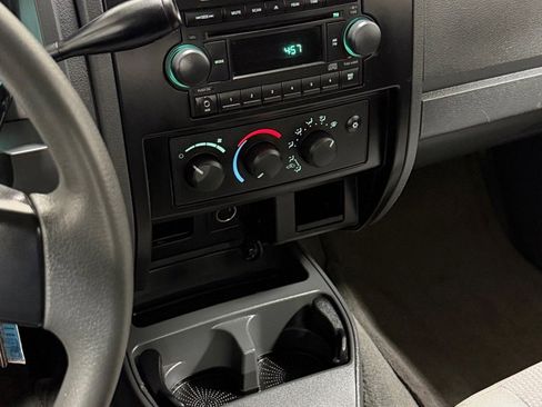 Used 2006 Dodge Dakota ST image 13