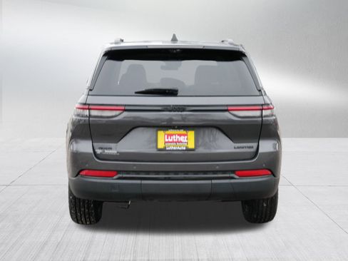 Certified 2023 Jeep Grand Cherokee Limited w/ Luxury Tech Group II image 6