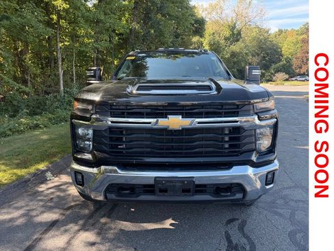 Used 2024 Chevrolet Silverado 2500 LT w/ All Star Edition AWD/4WD image 3