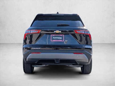 New 2026 Chevrolet Equinox LT image 6