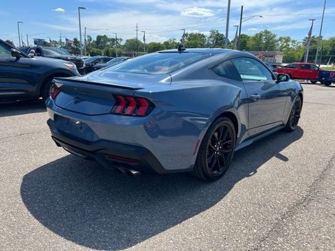 Used 2024 Ford Mustang Premium RWD image 4