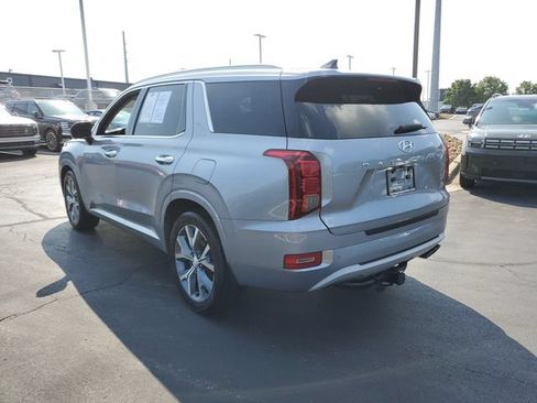 Used 2021 Hyundai Palisade Limited FWD image 3