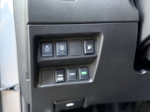 Used 2020 Nissan Rogue S w/ Special Edition Package image 27