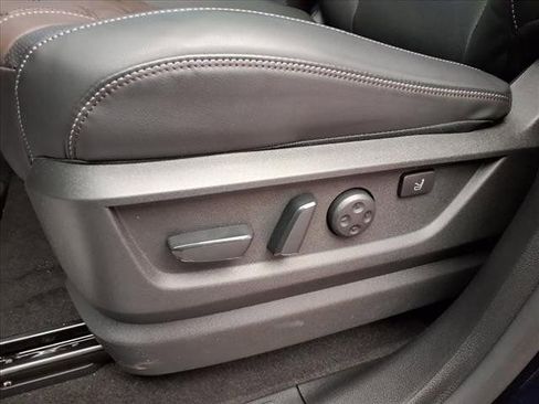 New 2025 Nissan Armada Platinum Reserve image 23