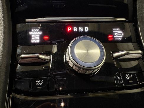 Used 2022 Jeep Grand Cherokee L Summit w/ Advanced Protech Group IV AWD/4WD image 19