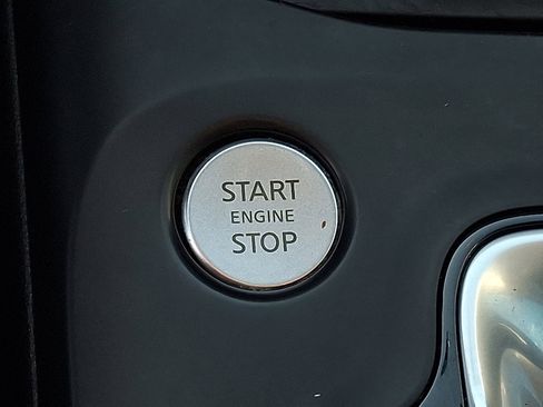 Used 2019 INFINITI QX50 Luxe w/ Navigation Package image 23