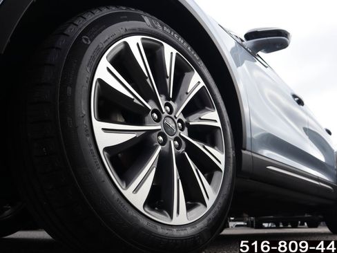 Used 2022 Lincoln Corsair Reserve w/ Equipment Group 201A image 10