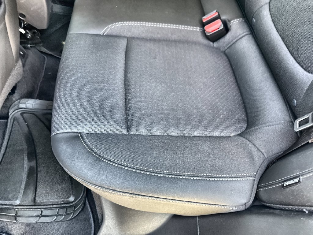 Certified 2023 Buick Encore GX Preferred w/ Cold Weather Comfort Package FWD image 17