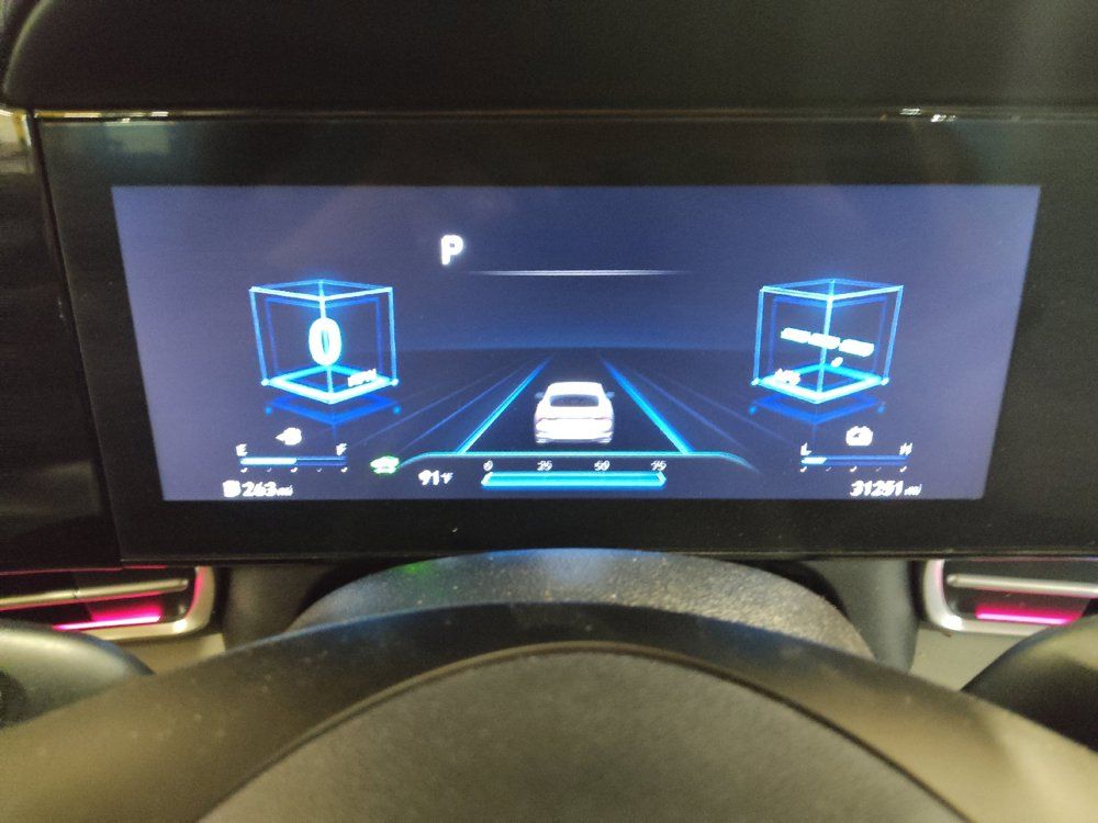 Used 2023 Hyundai Elantra Limited FWD image 23