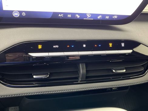 New 2026 Buick Enclave Preferred w/ LPO, Floor Liner Package image 22