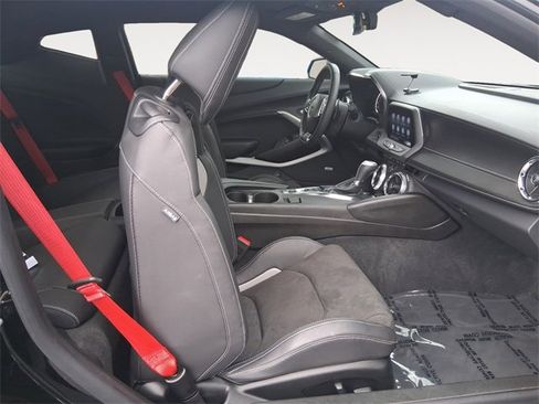 Used 2024 Chevrolet Camaro LT w/ RS Package image 15