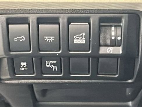 Used 2021 Subaru Ascent Premium w/ Convenience Package AWD/4WD image 20