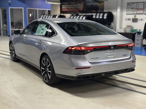 New 2026 Honda Accord Touring image 7