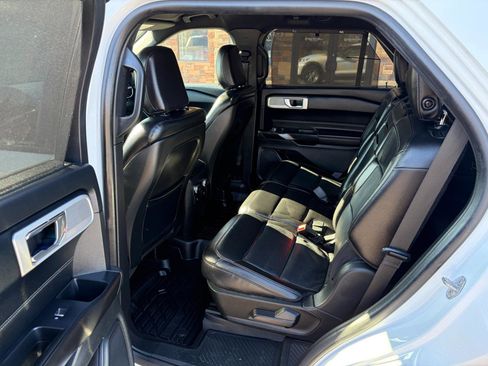 Used 2020 Ford Explorer Limited image 5