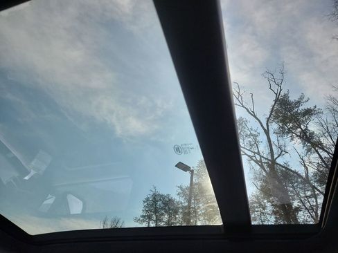 New 2026 Land Rover Defender 110 S image 24