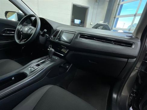 Used 2021 Honda HR-V EX image 28