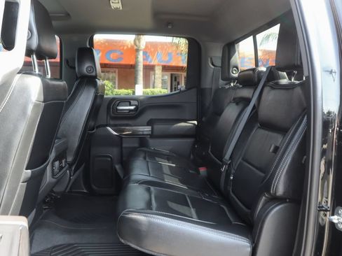 Used 2021 Chevrolet Silverado 1500 RST AWD/4WD image 37