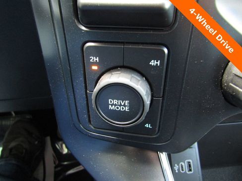 Used 2025 Ford F150 STX w/ Equipment Group 200A AWD/4WD image 15