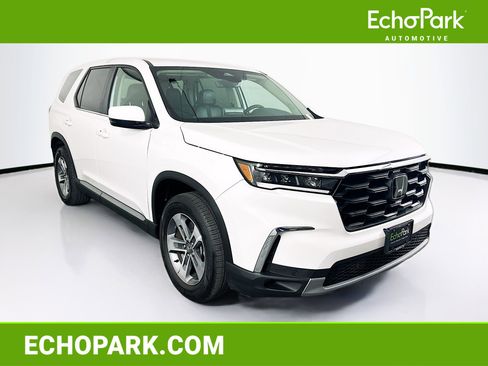 Used 2025 Honda Pilot EX-L image 1