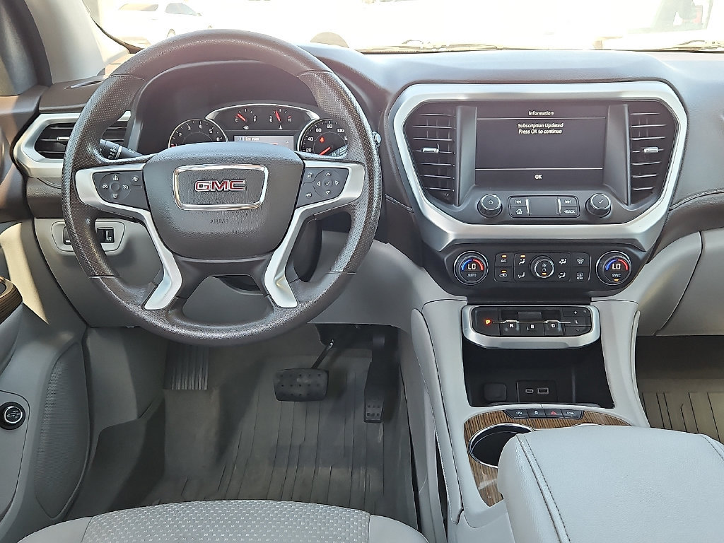 Used 2022 GMC Acadia SLE w/ Driver Convenience Package FWD image 18