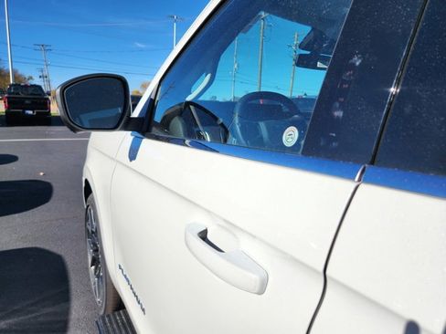 New 2025 Ford Expedition Platinum w/ Platinum Ultimate Package image 37