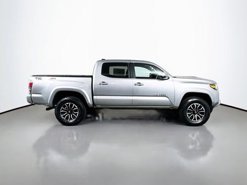 Used 2023 Toyota Tacoma TRD Sport AWD/4WD image 9