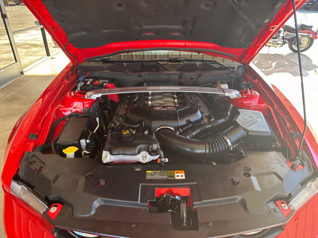 Used 2012 Ford Mustang GT Premium w/ Comfort Pkg RWD image 24