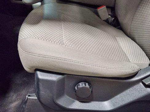 Used 2018 Ford F150 XLT image 43