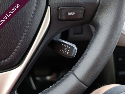 Used 2014 Toyota RAV4 Limited image 28