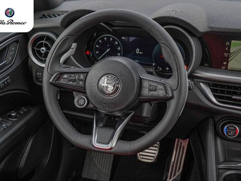 New 2025 Alfa Romeo Stelvio Sprint w/ Veloce Package AWD/4WD image 26
