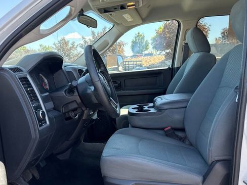 Used 2017 RAM 2500 Tradesman w/ Chrome Appearance Group image 13