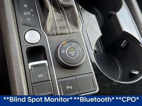 Used 2023 Volkswagen Atlas SE image 6