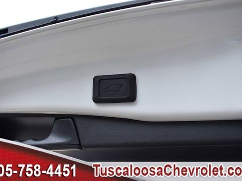 Used 2025 Toyota RAV4 XLE Premium w/ Weather Package image 9